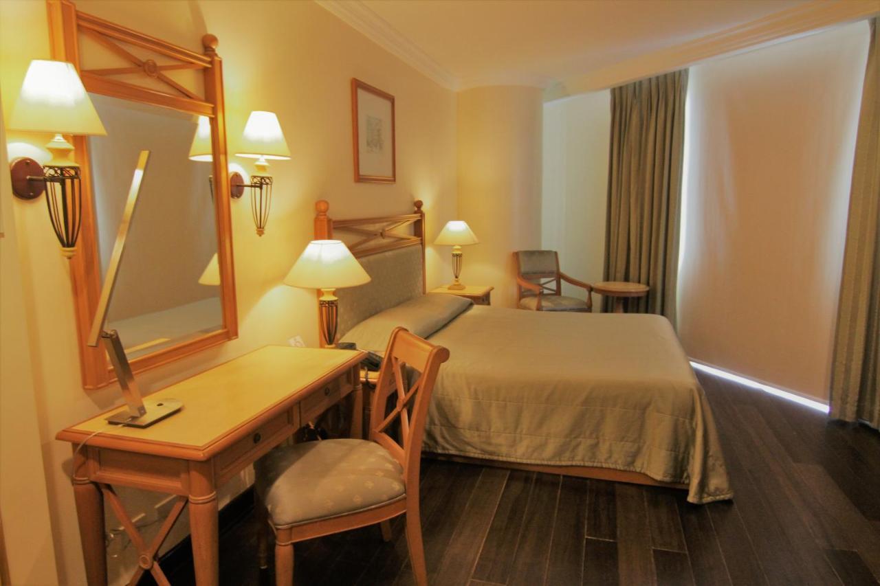 The Grand Dame Hotel Iloilo City Εξωτερικό φωτογραφία