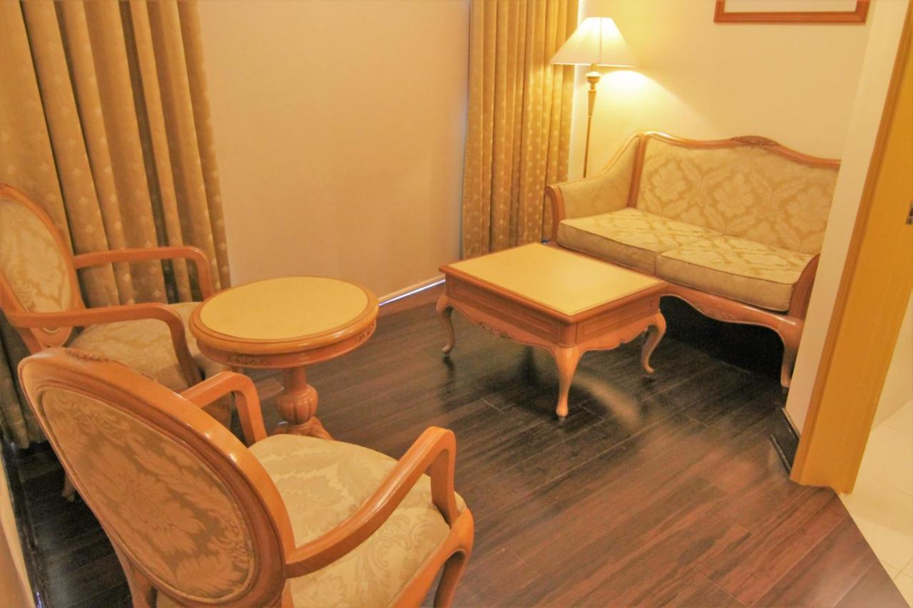 The Grand Dame Hotel Iloilo City Εξωτερικό φωτογραφία